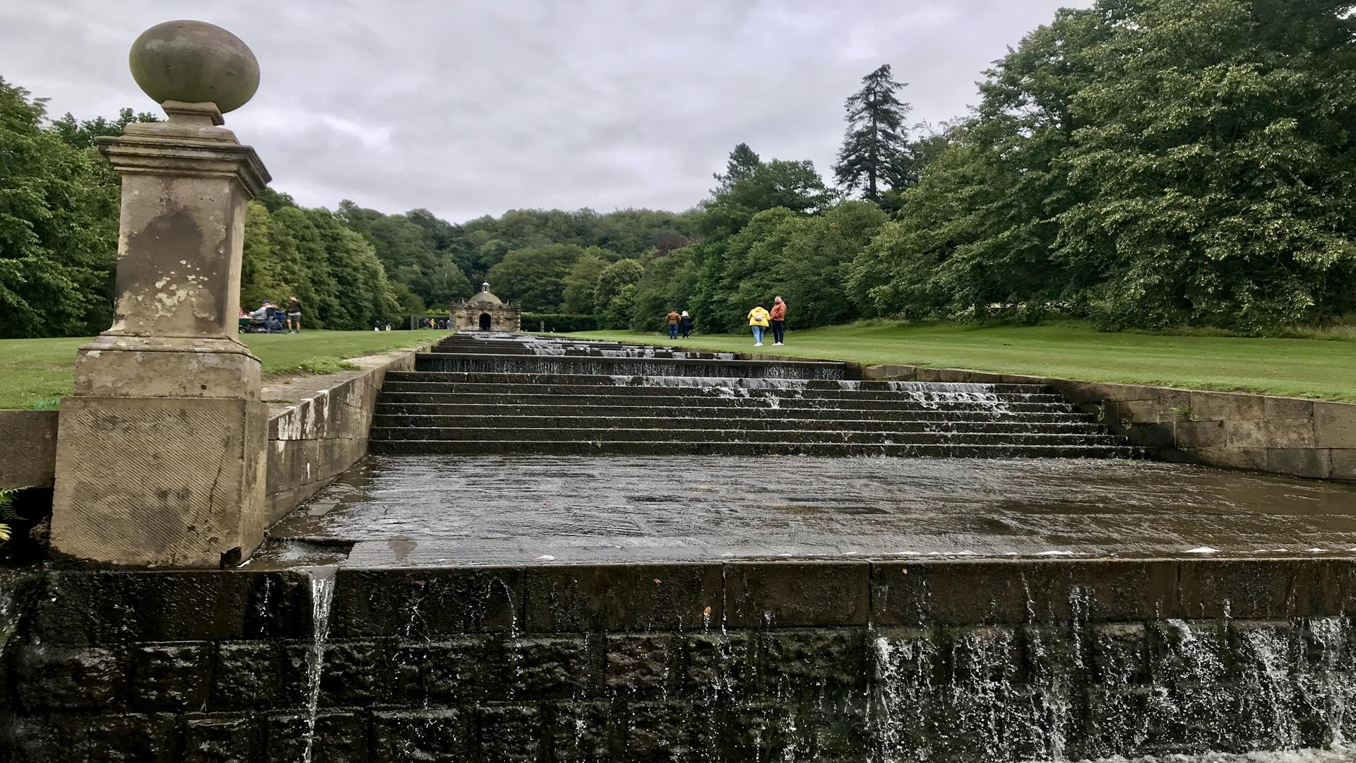 Chatsworth house and gardens